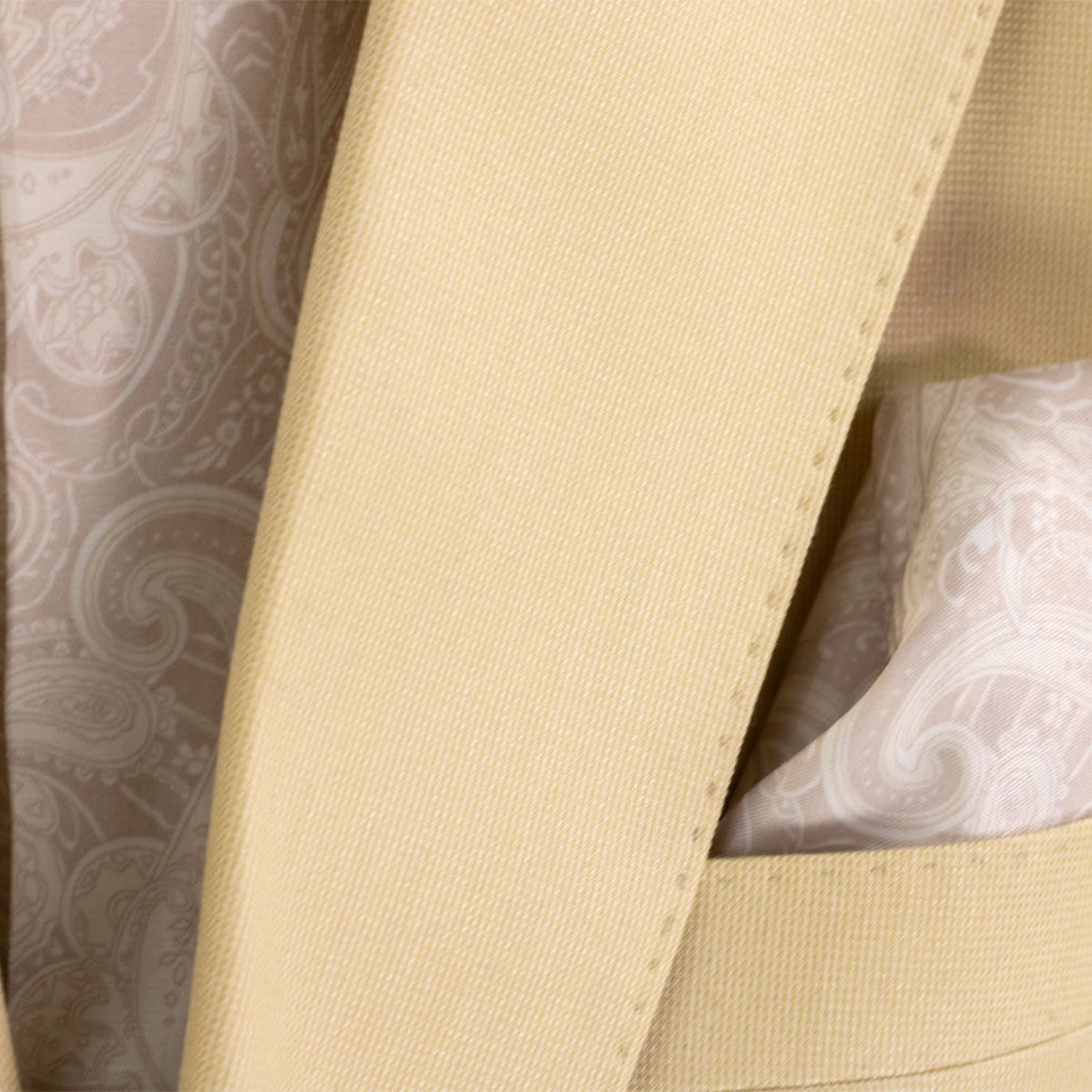 VINCI Men's Butter Sharkskin 3pc Classic Fit Suit with Adjustable Waist – NEW. Features a bold peak lapel, upscale lining, and flat-front pants with flexible waistband for custom tailoring. A timeless choice for work or formal events. Available at Fashion House Inc. (FH Menswear, Style #V2RK-5)